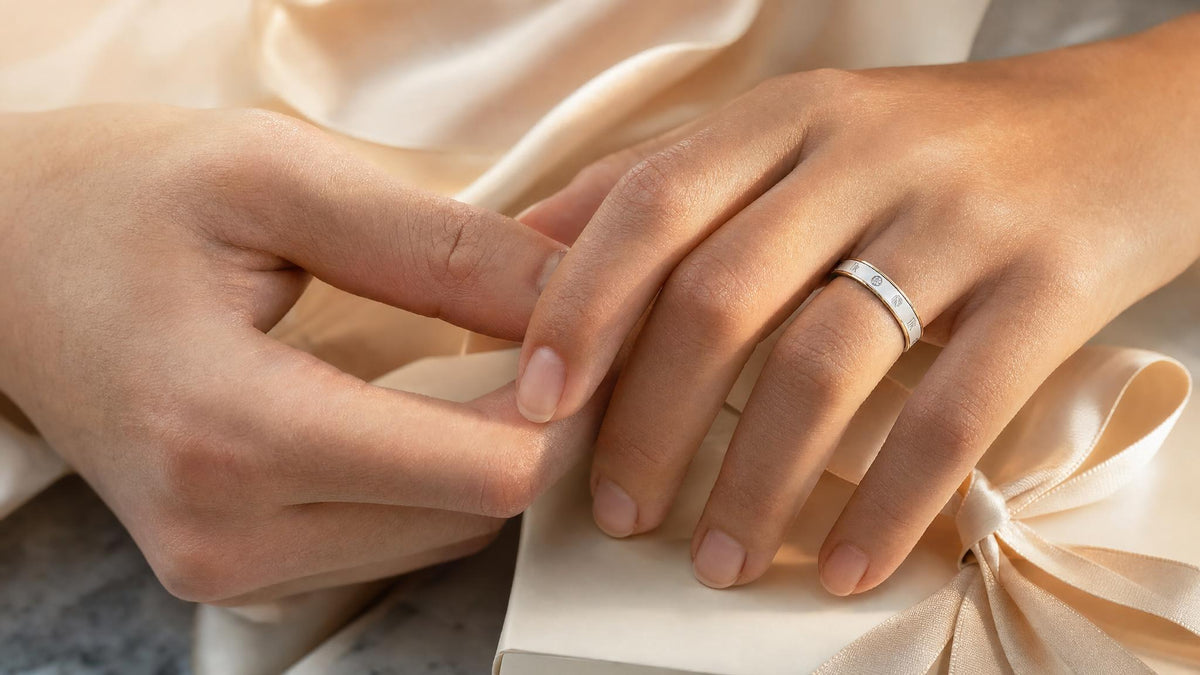 A Gift That Whispers: Why Meaningful Tech Jewelry Makes the Perfect Romantic Present